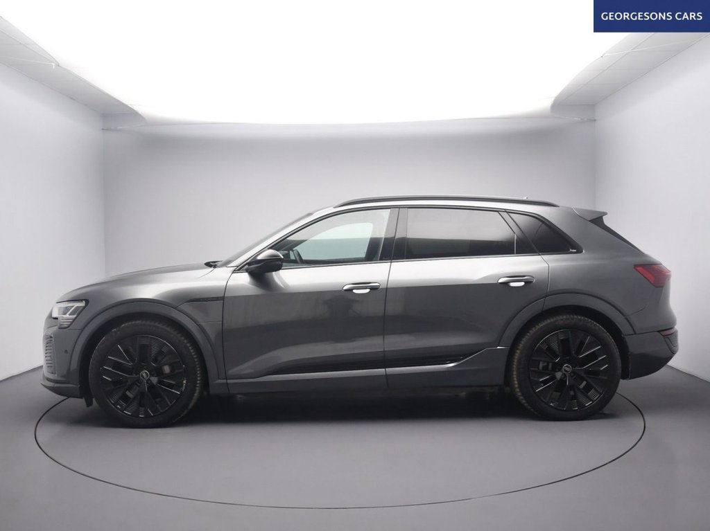 Used Audi Q8 e-tron 2023 for sale - 77593856: Photo 3
