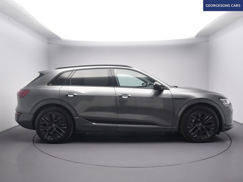 Used Audi Q8 e-tron 2023 for sale - 77593856: Photo 6