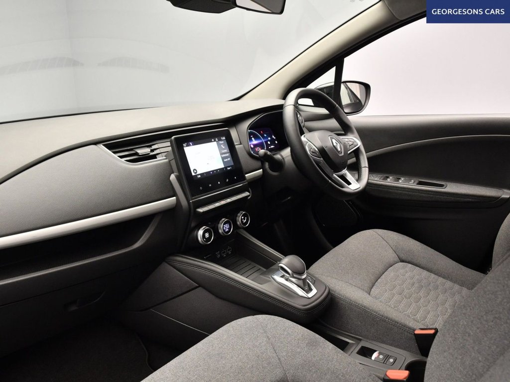 Used Renault Zoe 2021 for sale - 77327680: Photo 11
