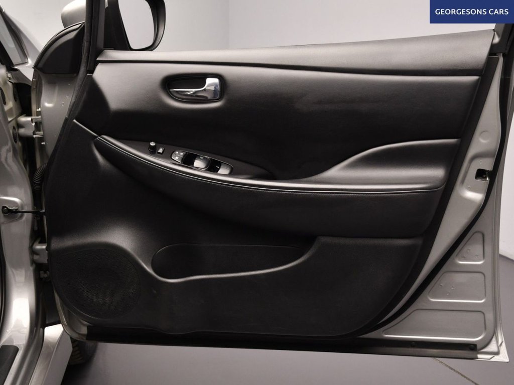 Used Nissan Leaf 2022 for sale - 77952776: Photo 20