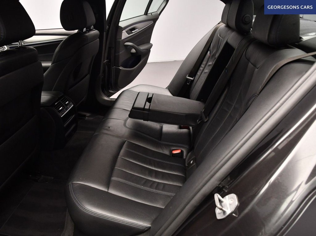 Used BMW 5 Series 2018 for sale - 77088950: Photo 18