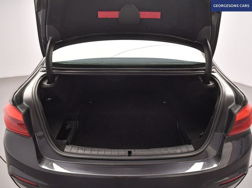 Used BMW 5 Series 2018 for sale - 77088950: Photo 9