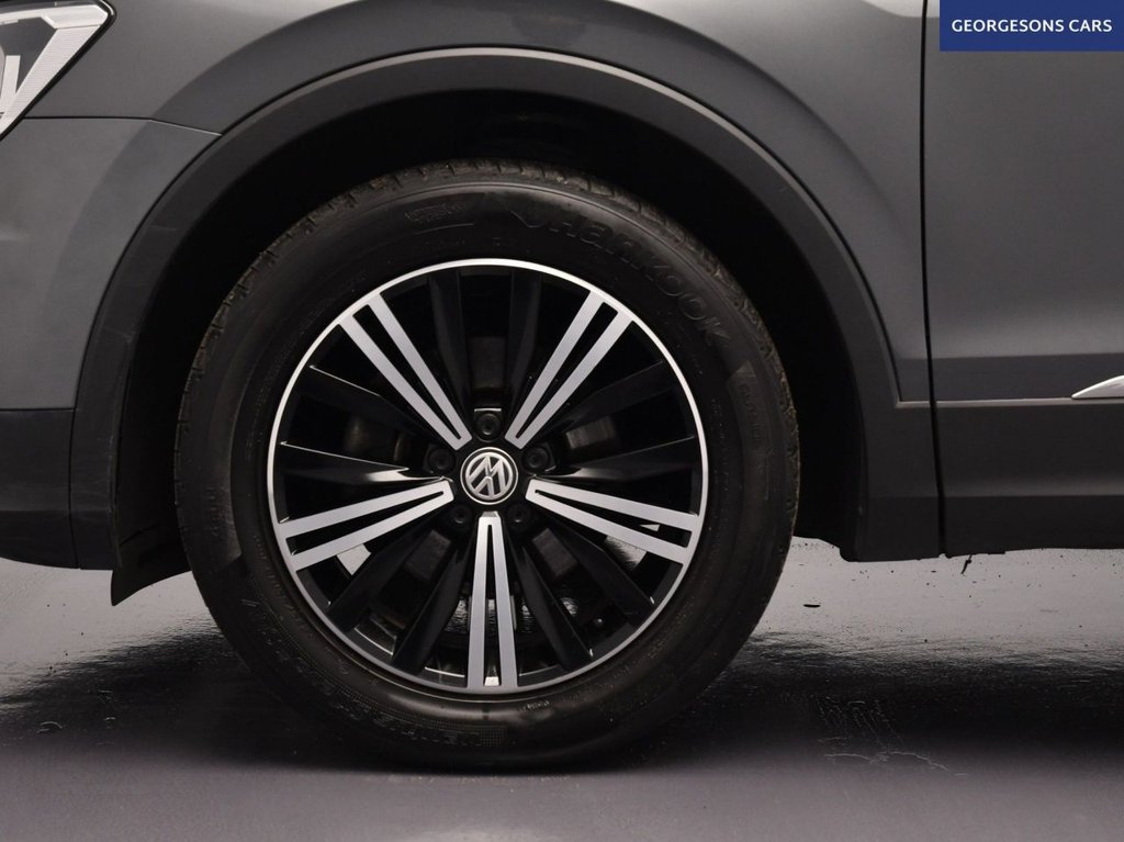 Used Volkswagen Tiguan 2018 for sale - 77407857: Photo 10