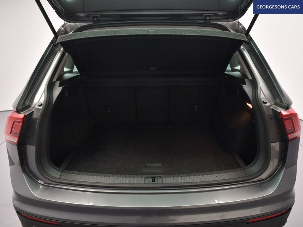 Used Volkswagen Tiguan 2018 for sale - 77407857: Photo 9