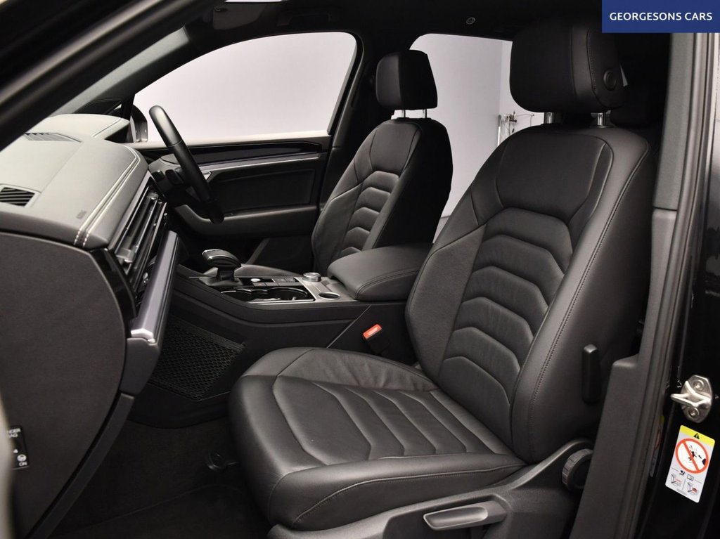 Used Volkswagen Touareg 2023 for sale - 78016879: Photo 16