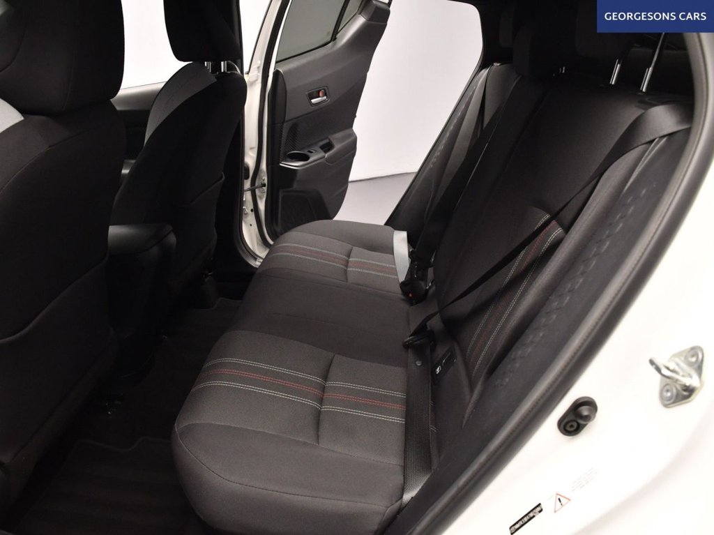 Used Toyota C-HR 2023 for sale - 77936330: Photo 18