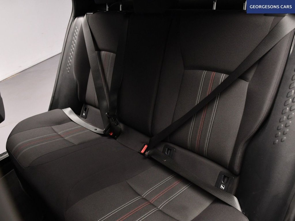 Used Toyota C-HR 2023 for sale - 77936330: Photo 19