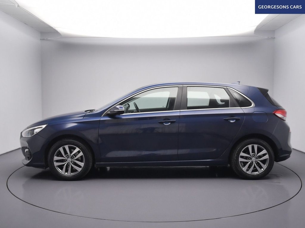 Used Hyundai i30 2018 for sale - 77161552: Photo 3