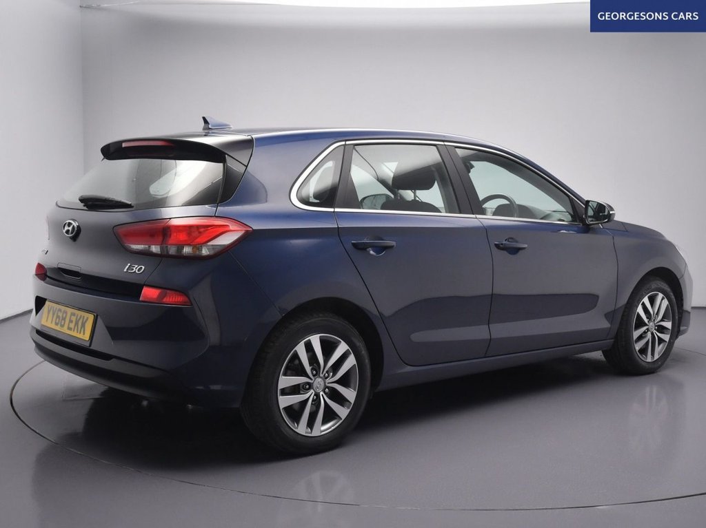 Used Hyundai i30 2018 for sale - 77161552: Photo 7