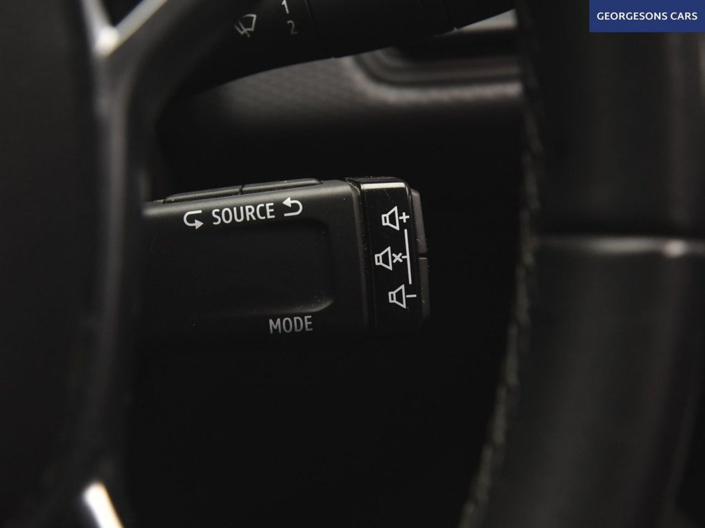 Used Renault Clio 2023 for sale - 78029824: Photo 36