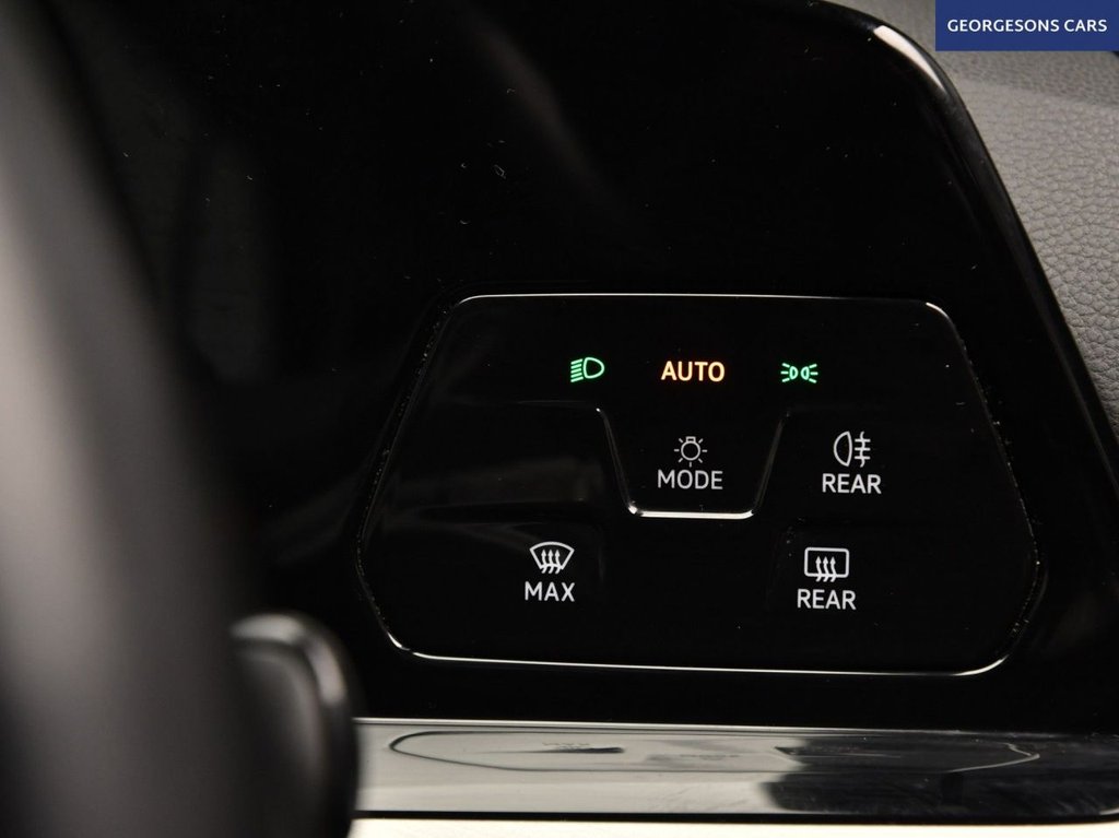 Used Volkswagen Golf 2023 for sale - 77498375: Photo 38