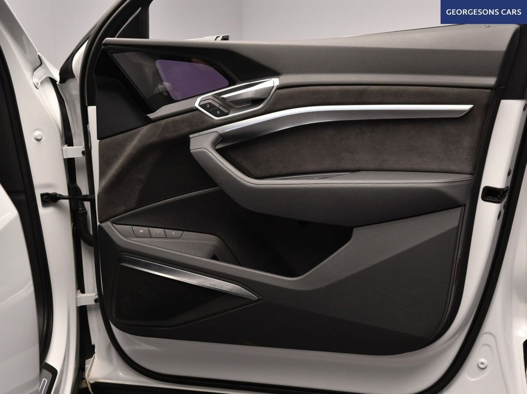 Used Audi e-tron 2020 for sale - 77037705: Photo 25