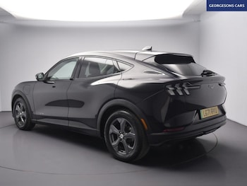 Used Ford Mustang Mach-E 2021 for sale - 77936132: Photo