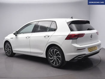 Used Volkswagen Golf 2023 for sale - 75358939: Photo