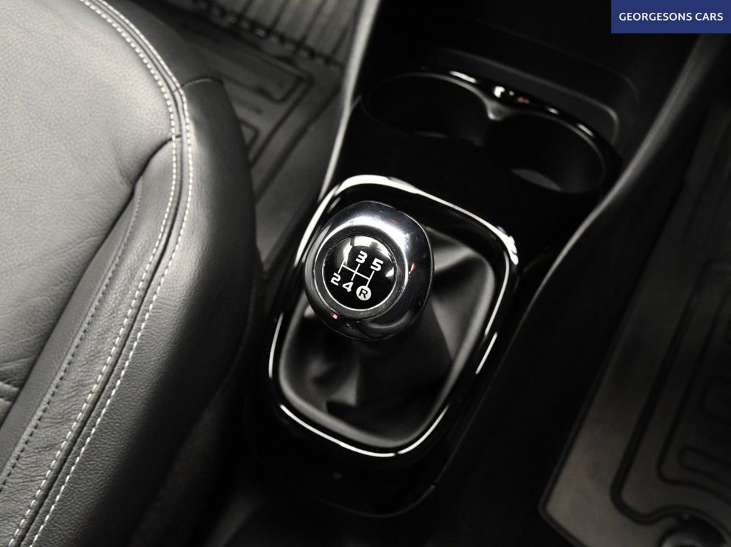 Used Toyota AYGO 2021 for sale - 76469630: Photo 28