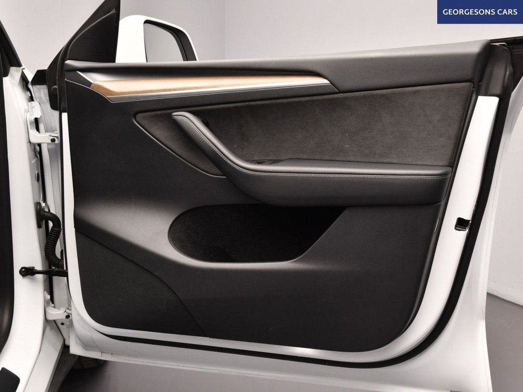 Used Tesla Model Y 2024 for sale - 78030137: Photo 23