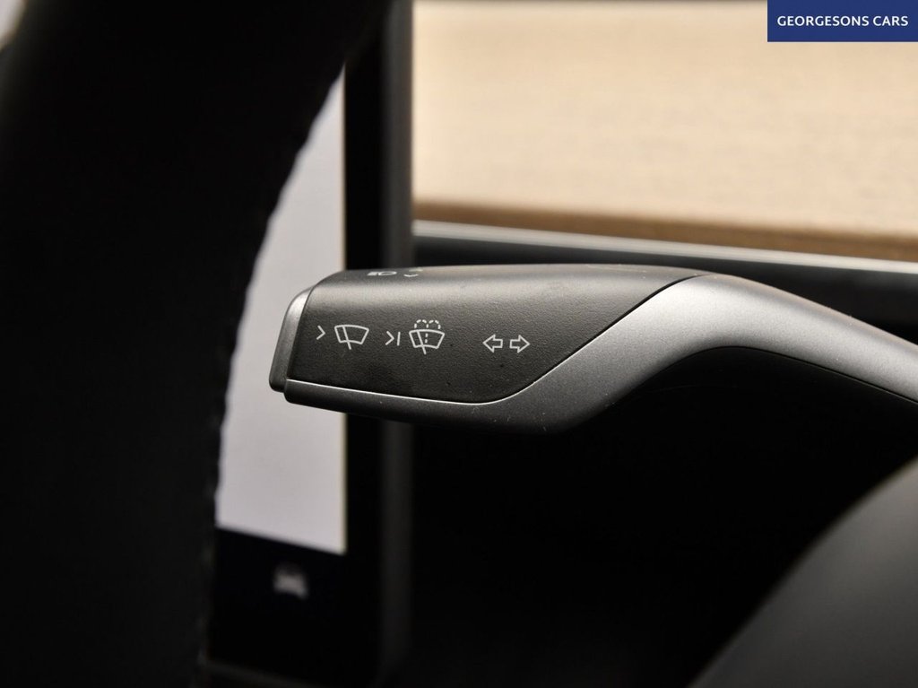 Used Tesla Model Y 2024 for sale - 78030137: Photo 37