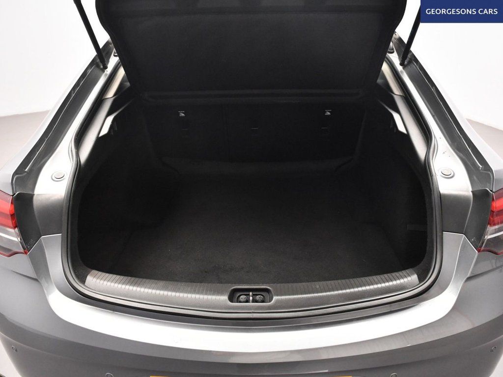 Used Vauxhall Insignia 2019 for sale - 76883073: Photo 9