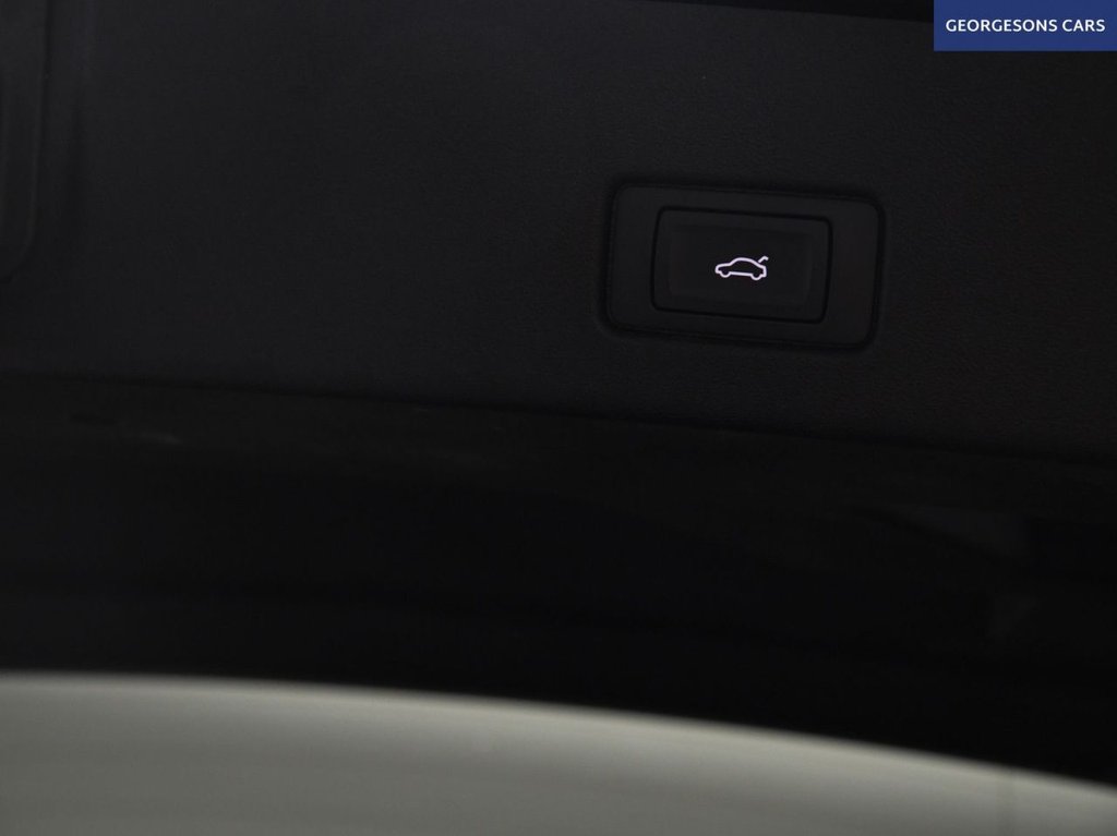 Used Audi Q4 e-tron 2021 for sale - 76333197: Photo 10