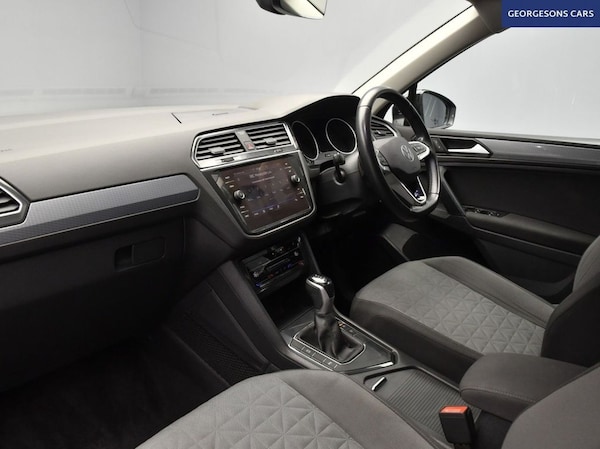 Used Volkswagen Tiguan 2021 for sale - 76223139: Photo 11