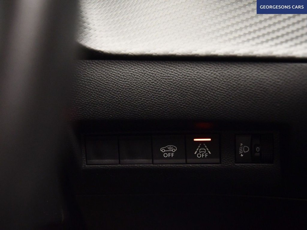 Used Peugeot 2008 2021 for sale - 76367379: Photo 39