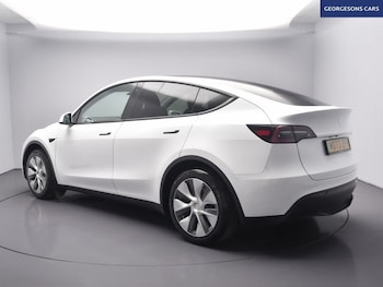 Used Tesla Model Y 2023 for sale - 77911111: Photo