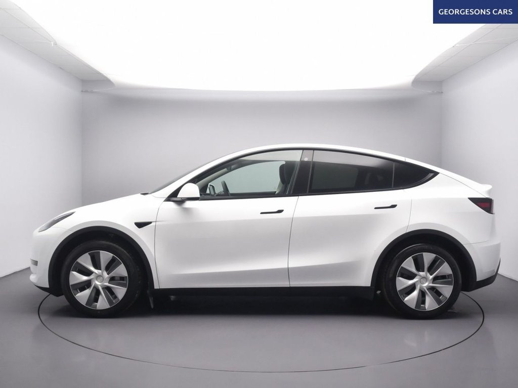 Used Tesla Model Y 2023 for sale - 77911111: Photo 3