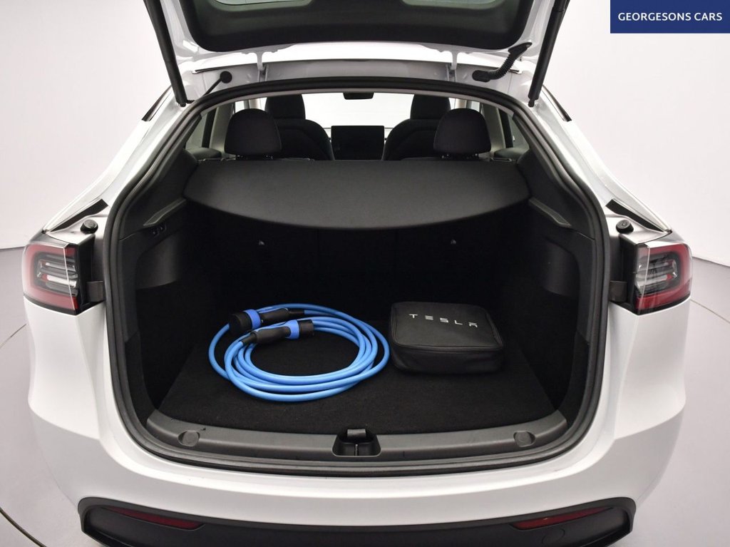 Used Tesla Model Y 2023 for sale - 77911111: Photo 9