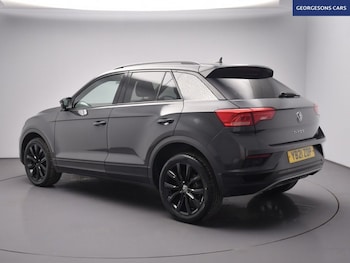 Used Volkswagen T-Roc 2021 for sale - 78907963: Photo