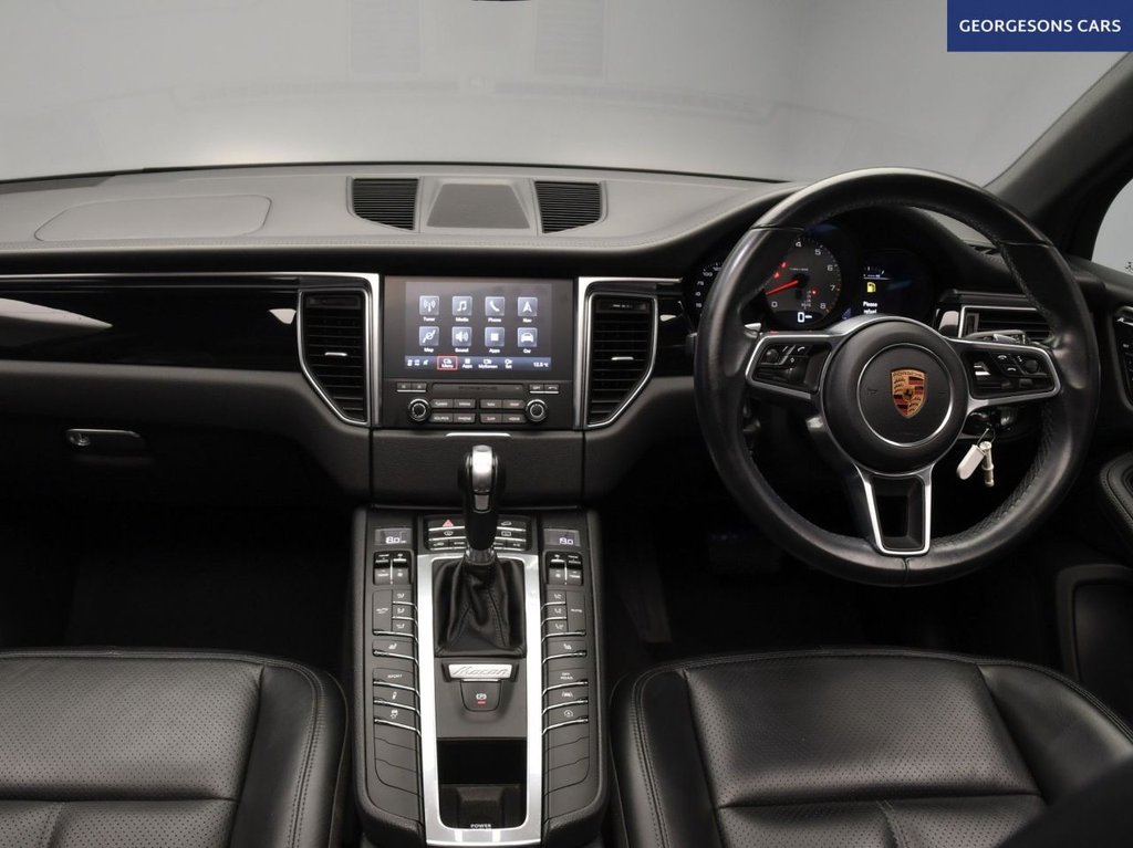 Used Porsche Macan 2018 for sale - 76406341: Photo 13
