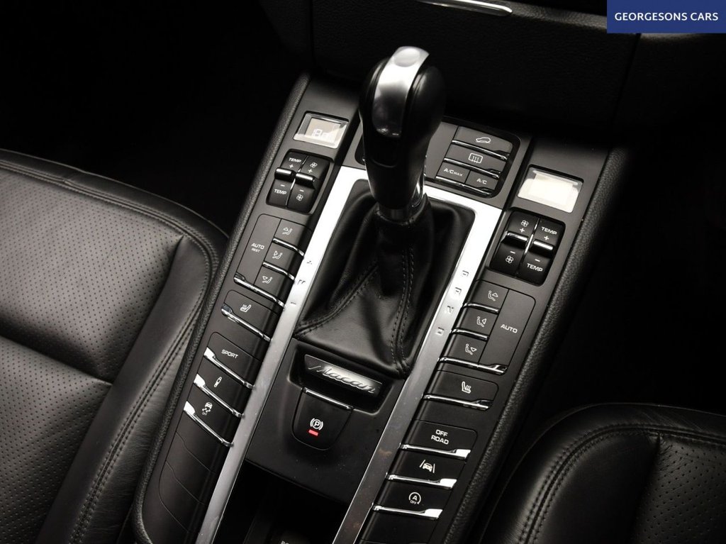 Used Porsche Macan 2018 for sale - 76406341: Photo 29