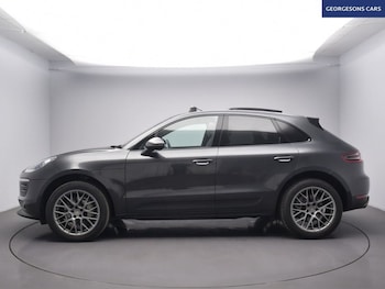 Used Porsche Macan 2018 for sale - 76406341: Photo