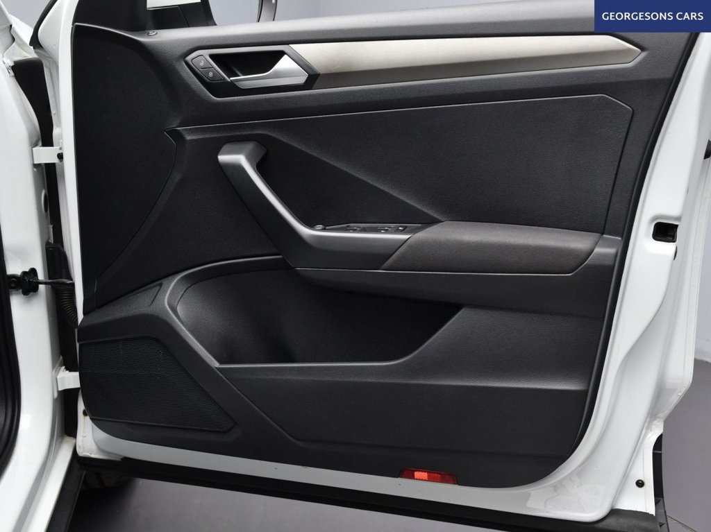 Used Volkswagen T-Roc 2020 for sale - 77171541: Photo 19