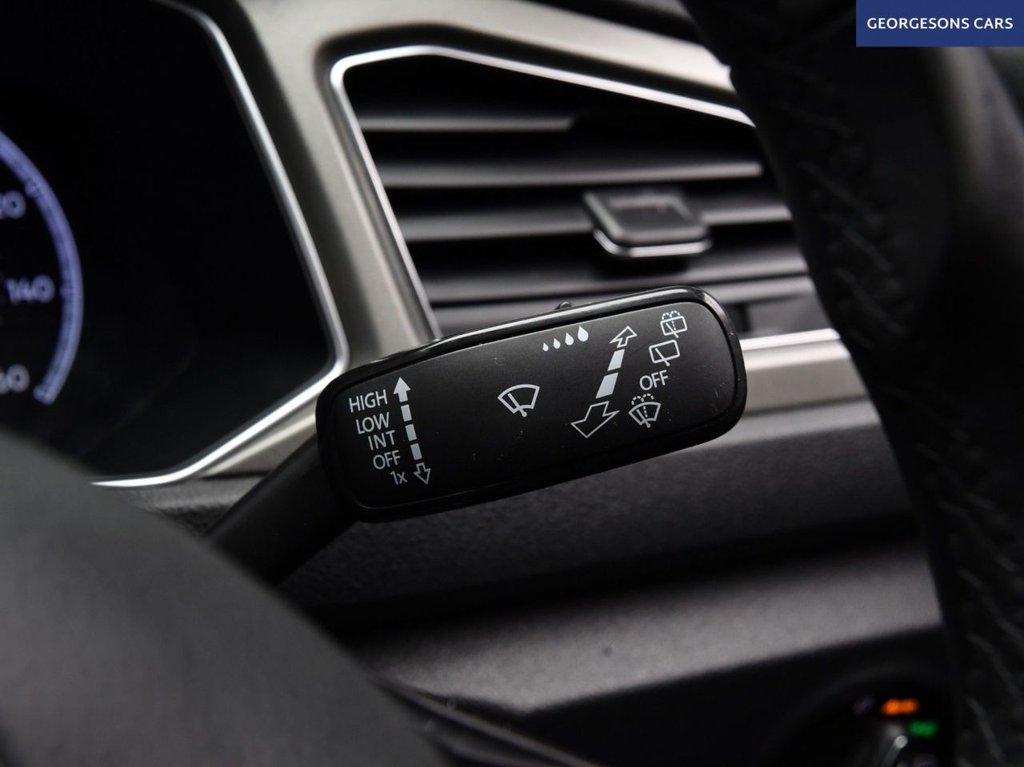 Used Volkswagen T-Roc 2020 for sale - 77171541: Photo 34