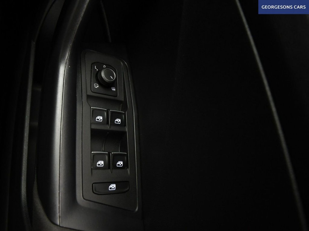 Used Volkswagen T-Roc 2020 for sale - 77171541: Photo 35