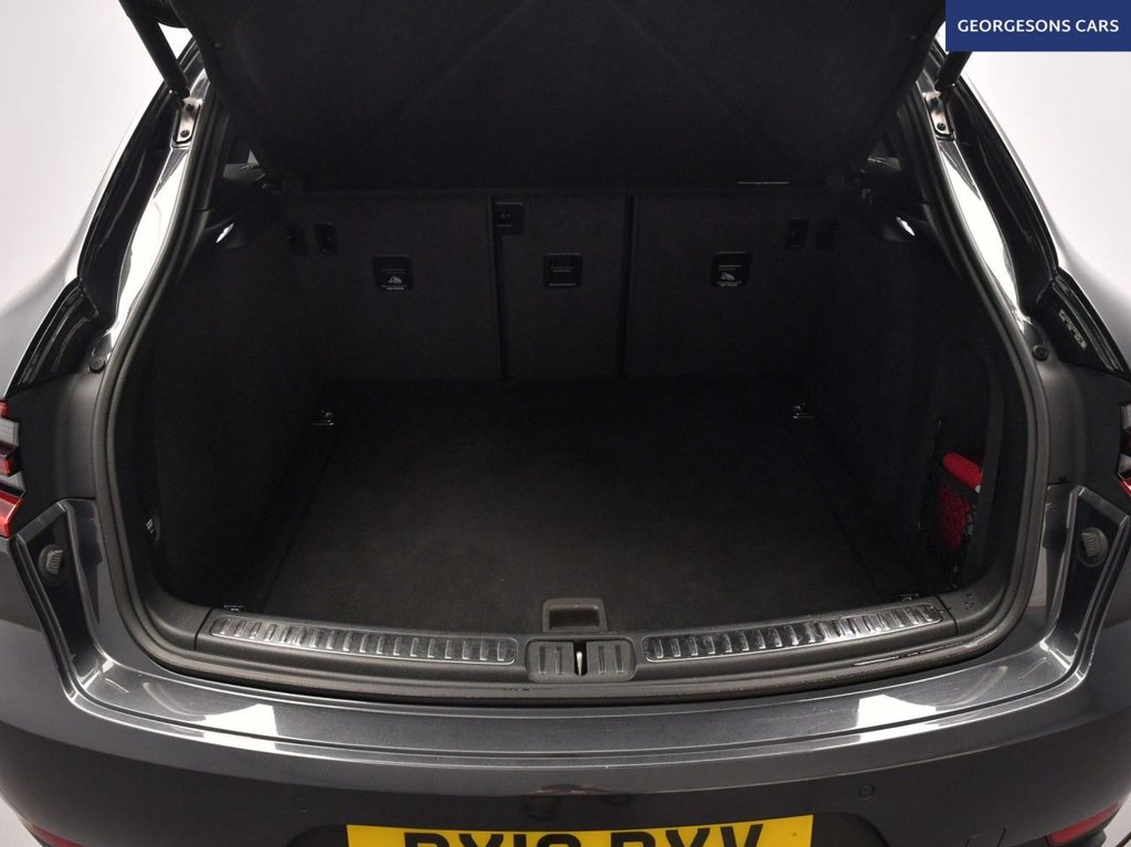 Used Porsche Macan 2018 for sale - 76527253: Photo 10