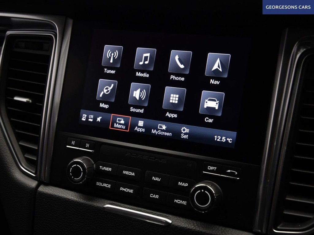 Used Porsche Macan 2018 for sale - 76527253: Photo 33