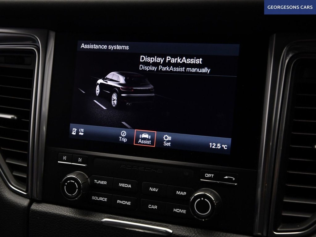 Used Porsche Macan 2018 for sale - 76527253: Photo 36