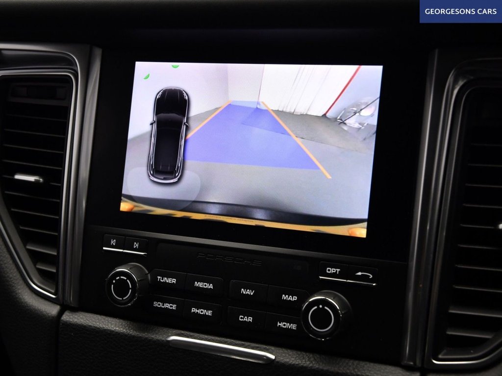 Used Porsche Macan 2018 for sale - 76527253: Photo 37