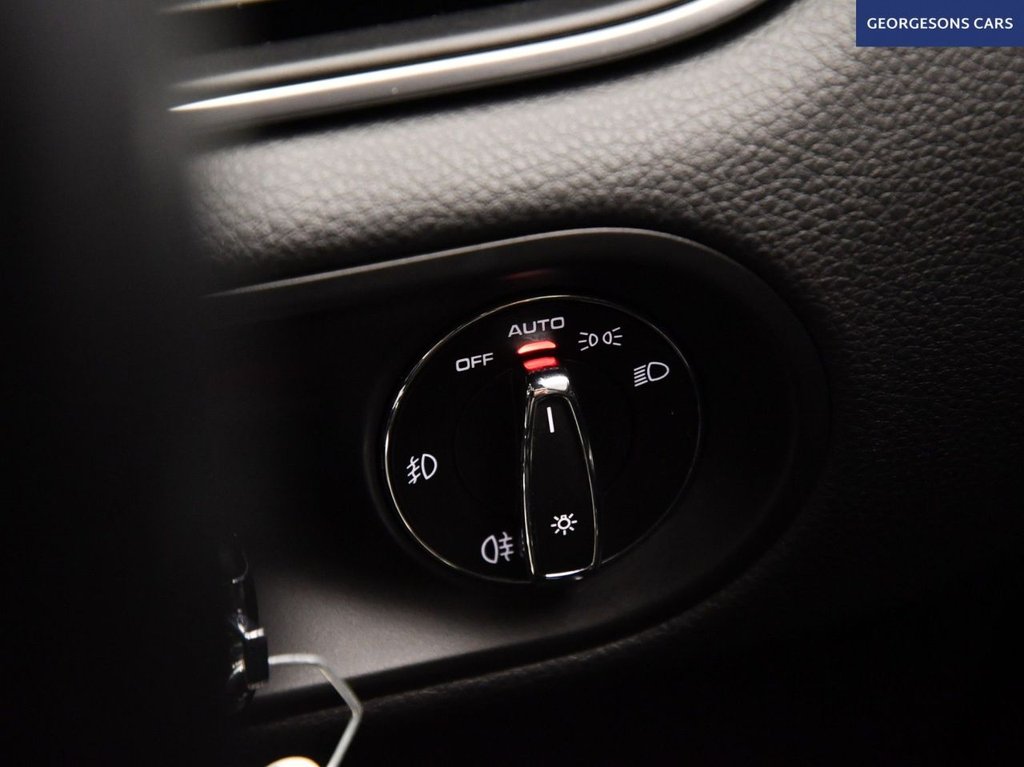 Used Porsche Macan 2018 for sale - 76527253: Photo 45