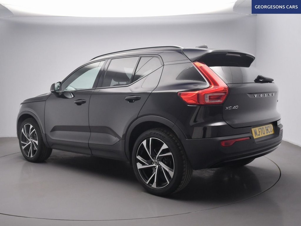 Used Volvo XC40 2020 for sale - 76840759: Photo 2