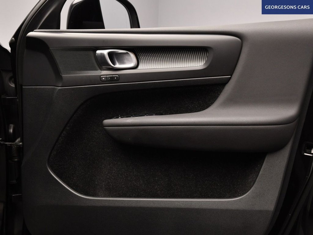 Used Volvo XC40 2020 for sale - 76840759: Photo 21