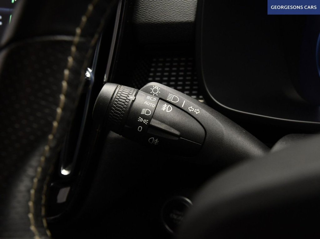 Used Volvo XC40 2020 for sale - 76840759: Photo 34