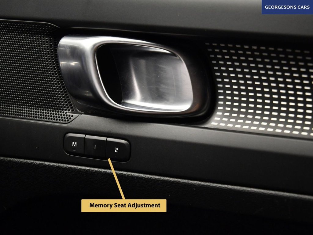 Used Volvo XC40 2020 for sale - 76840759: Photo 37