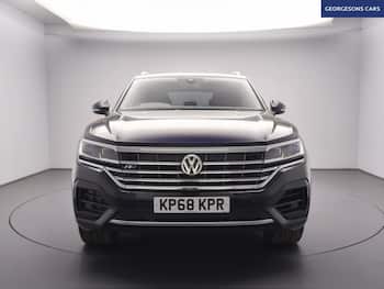 Used Volkswagen Touareg 2018 for sale - 79642981: Photo