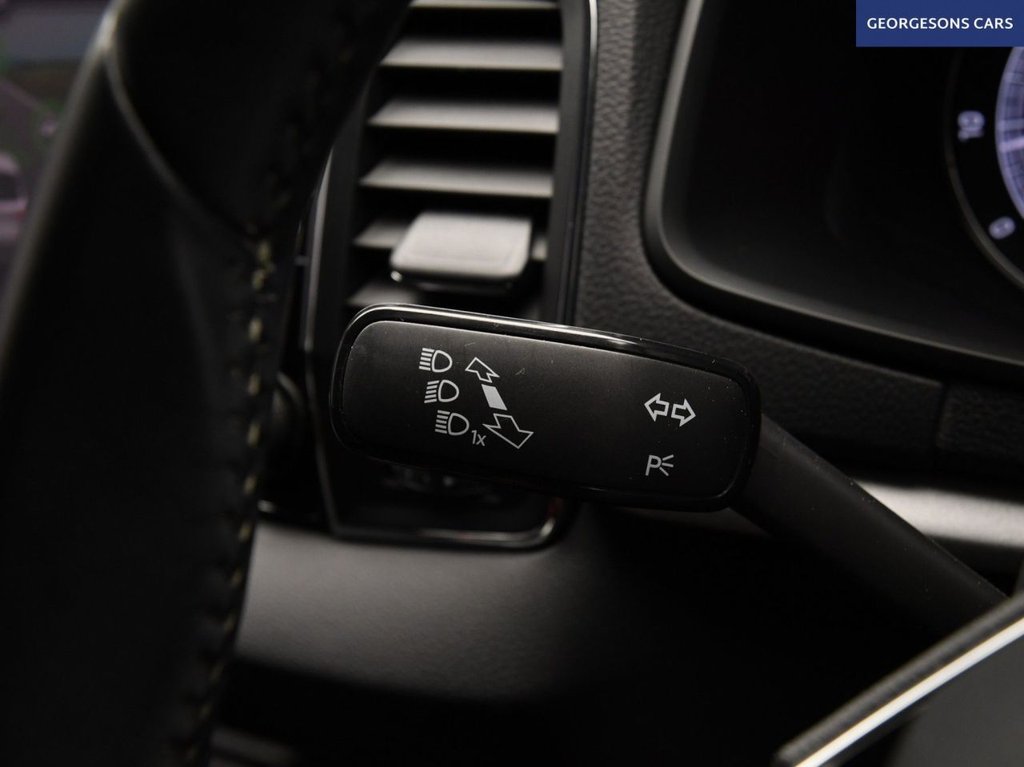 Used Skoda Karoq 2021 for sale - 76710720: Photo 33