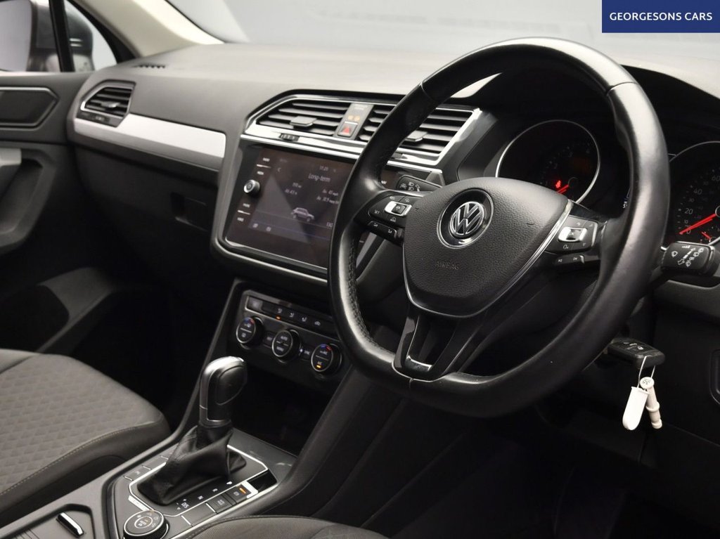 Used Volkswagen Tiguan 2018 for sale - 77171673: Photo 12