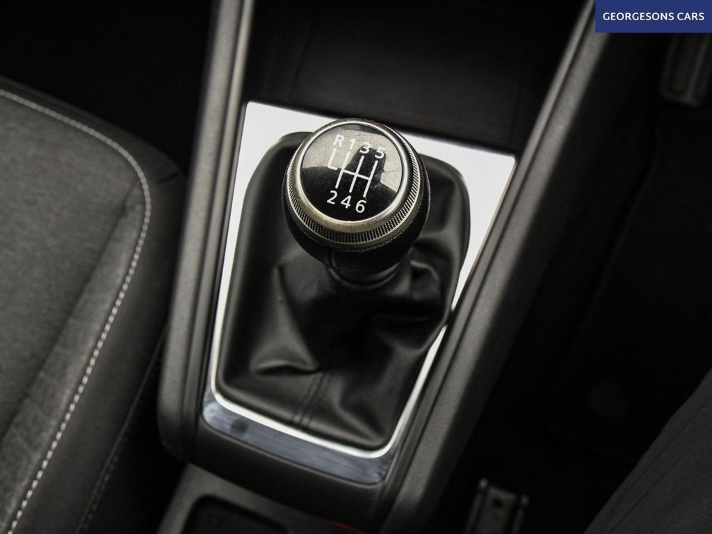 Used Renault Captur 2024 for sale - 76469748: Photo 30