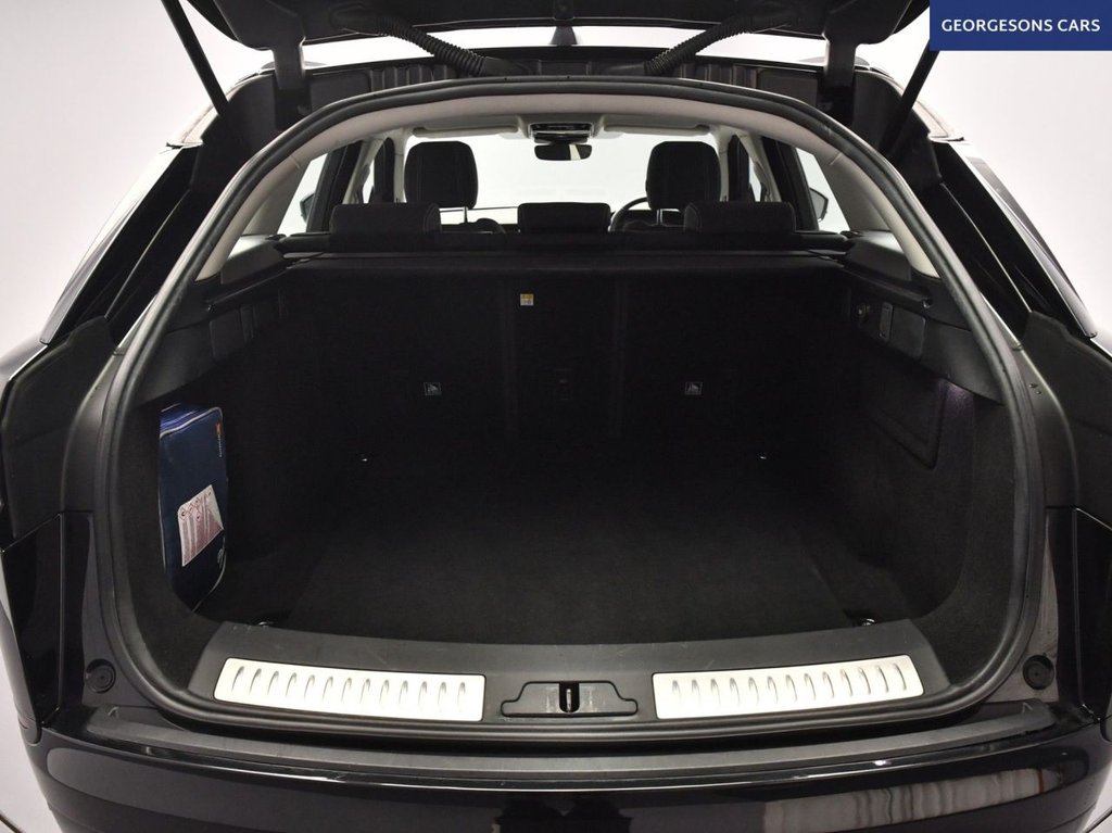 Used Land Rover Range Rover Velar 2018 for sale - 77593911: Photo 9