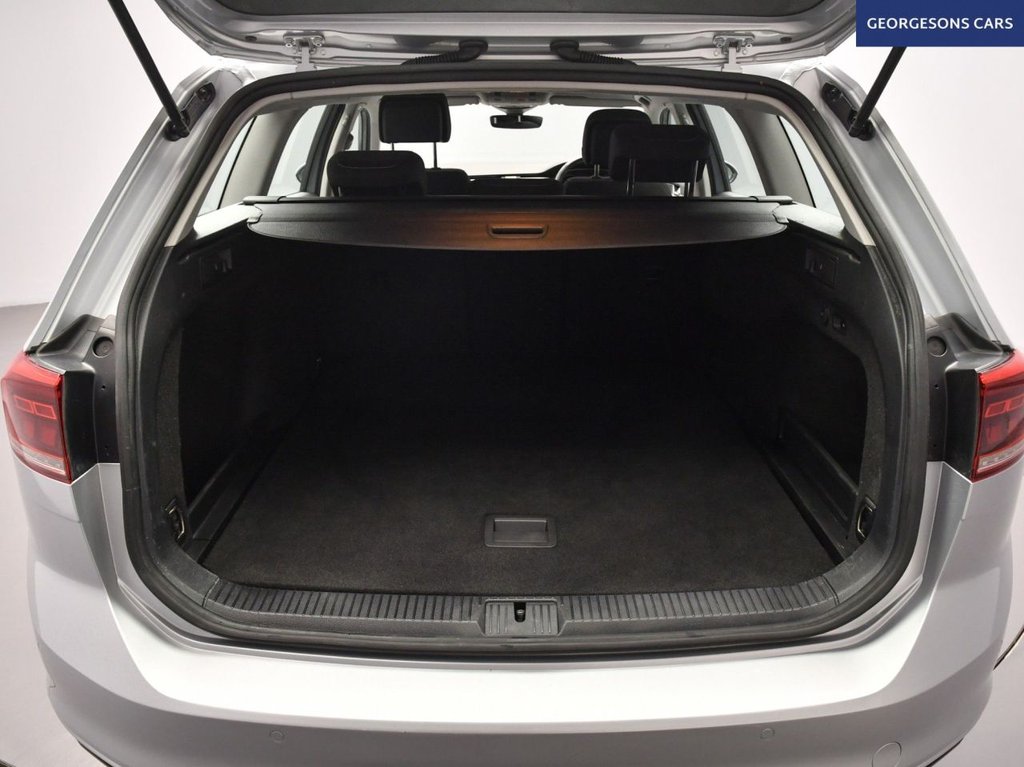 Used Volkswagen Passat 2022 for sale - 77072353: Photo 9